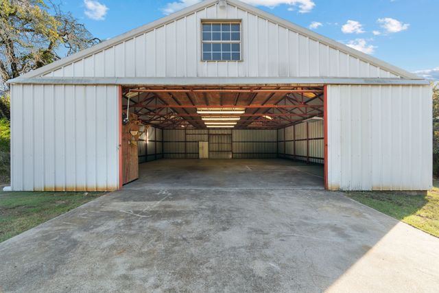 72 Crown Road, Willow Park, TX 76087