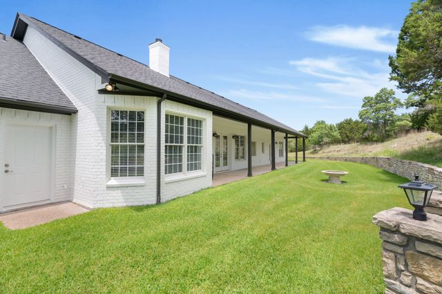 72 Crown Road, Willow Park, TX 76087