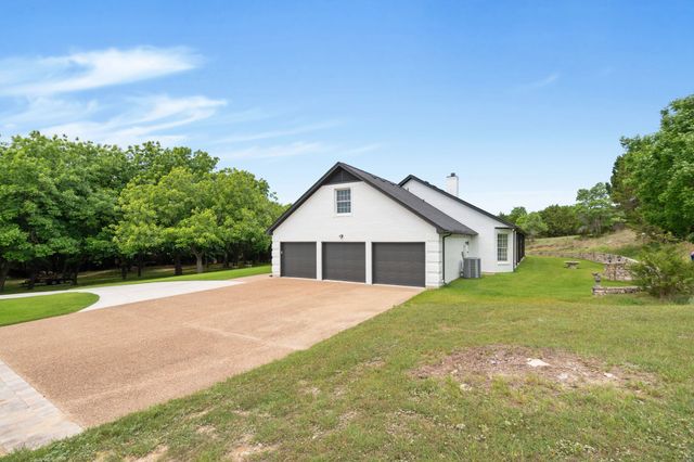 72 Crown Road, Willow Park, TX 76087