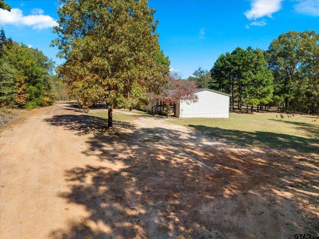 170 Private Road 52423, Leesburg, TX 75451