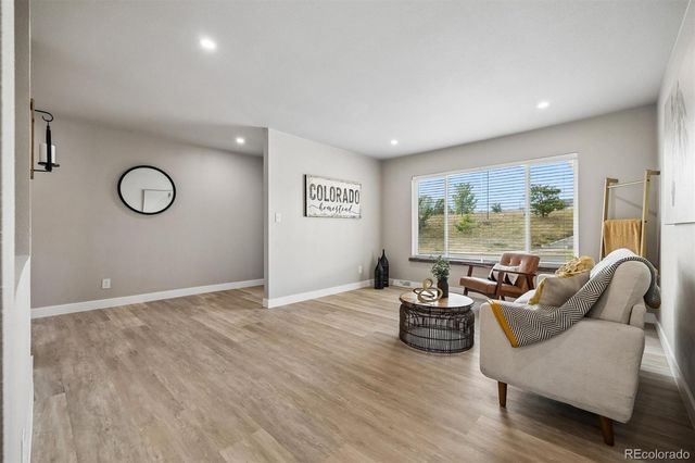 1844 S Wright Street, Lakewood, CO 80228