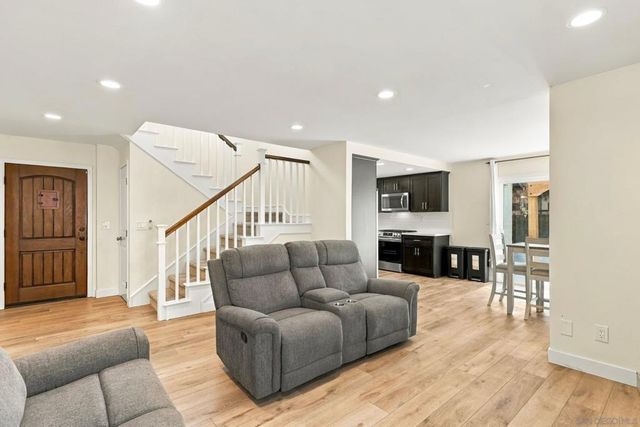 1352 Orlando St, San Marcos, CA 92069
