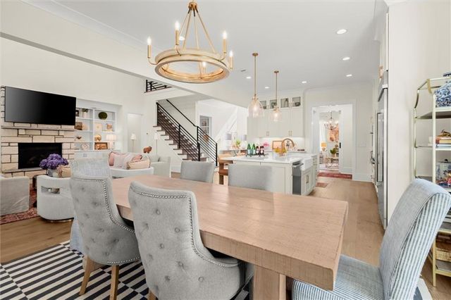 119 Chateau Place, Woodstock, GA 30188