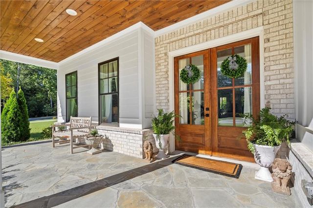 119 Chateau Place, Woodstock, GA 30188