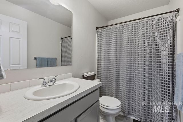 11389 W Tiekel River St, Nampa, ID 83686