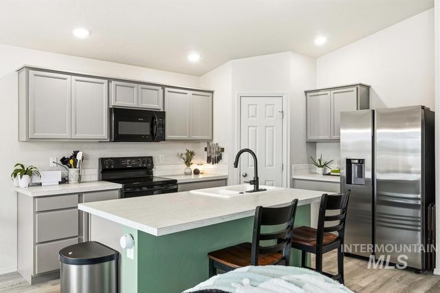 11389 W Tiekel River St, Nampa, ID 83686