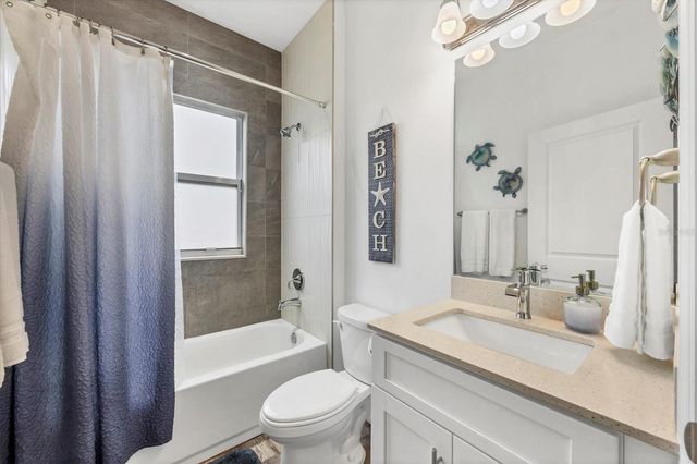 3834 RIBERA AVENUE, North Port, FL 34286