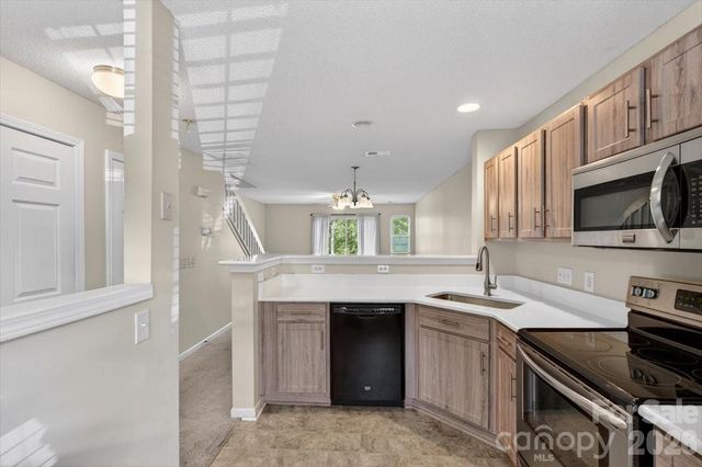 17035 Turning Stick Court, Charlotte, NC 28213