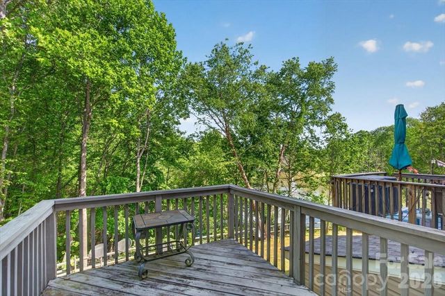 17035 Turning Stick Court, Charlotte, NC 28213