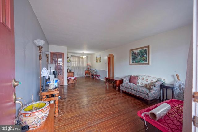 2019 W HIGH ST, Haddon Heights, NJ 08035