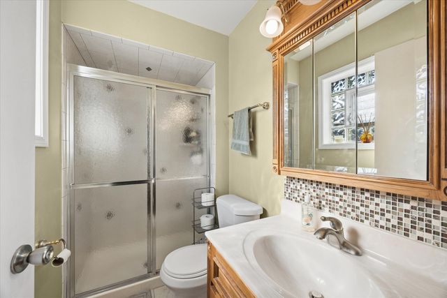 3300 Ailsworth Court, Darien, IL 60561