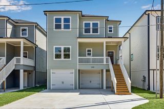 3845 Water Street, Dickinson, TX 77539