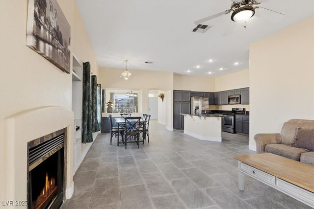 7842 Nookfield Drive, Las Vegas, NV 89147