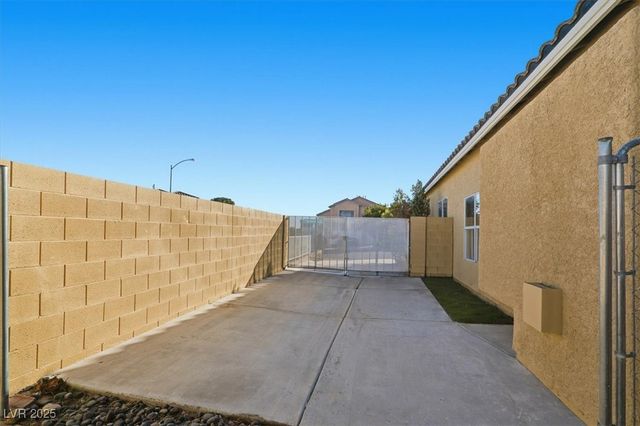 7842 Nookfield Drive, Las Vegas, NV 89147