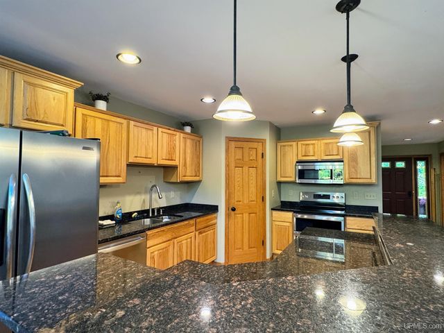 47302 Janovosky Road, Atlantic Mine, MI 49905