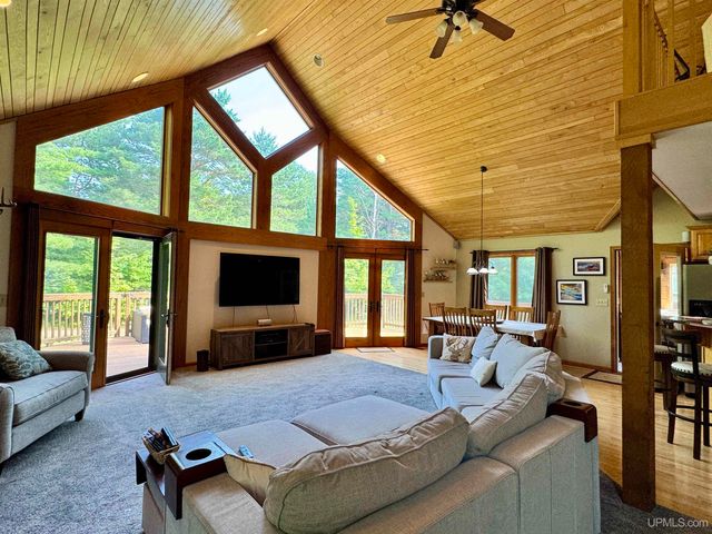 47302 Janovosky Road, Atlantic Mine, MI 49905