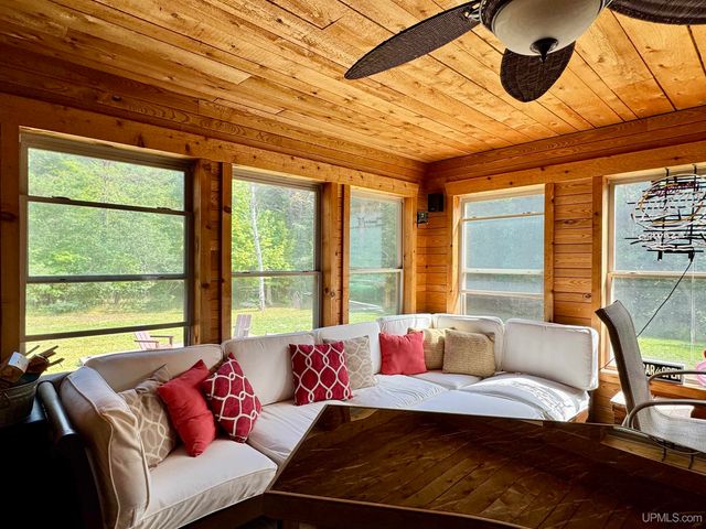 47302 Janovosky Road, Atlantic Mine, MI 49905