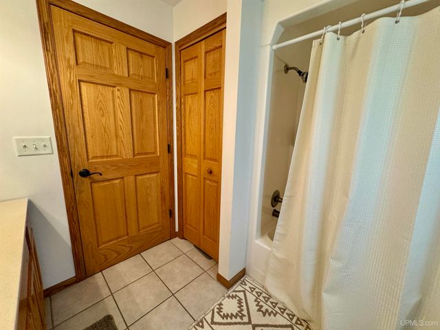 47302 Janovosky Road, Atlantic Mine, MI 49905