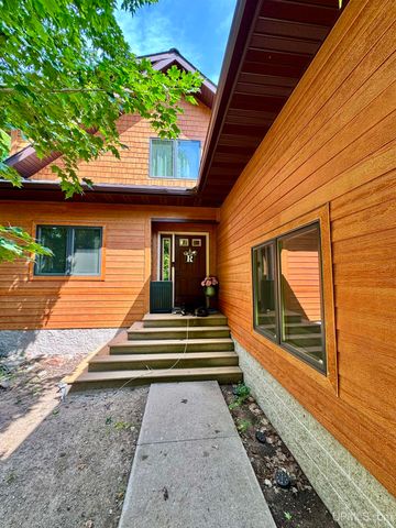 47302 Janovosky Road, Atlantic Mine, MI 49905