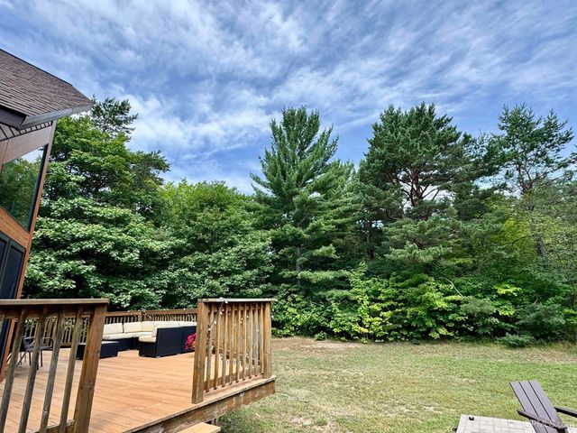 47302 Janovosky Road, Atlantic Mine, MI 49905