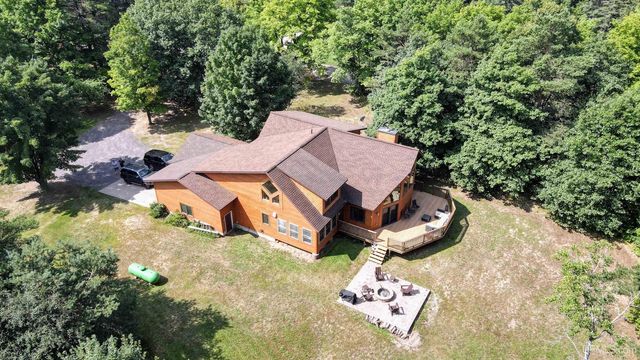 47302 Janovosky Road, Atlantic Mine, MI 49905