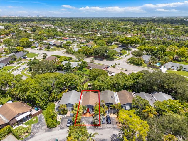 11209 SW 114th Lane Circle, Miami, FL 33176