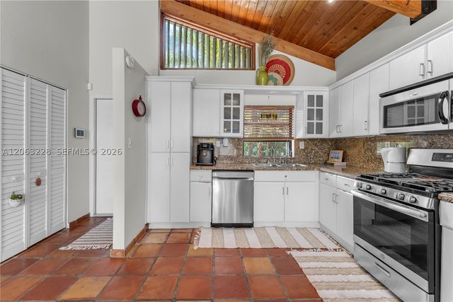 11209 SW 114th Lane Circle, Miami, FL 33176