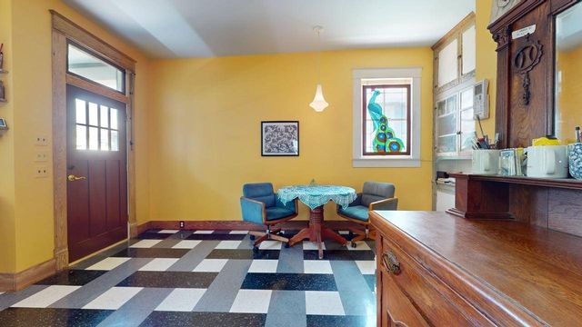 2215 30th Street, Galveston, TX 77550