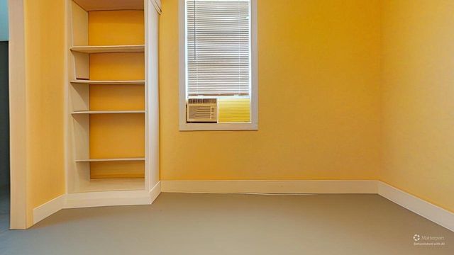 2215 30th Street, Galveston, TX 77550