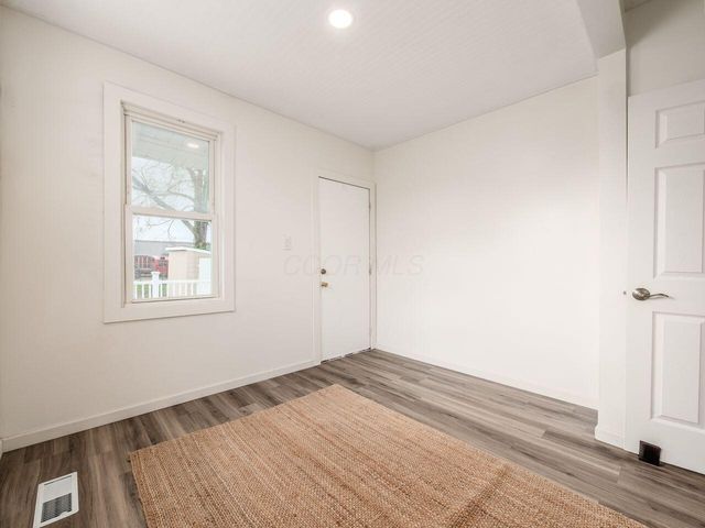 1889 S 4th Street, Columbus, OH 43207