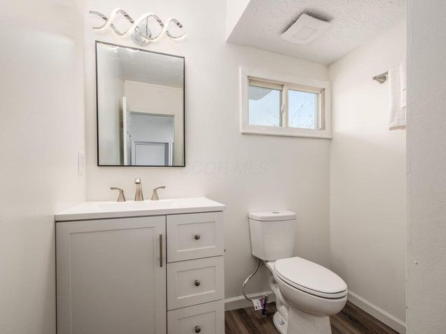 1889 S 4th Street, Columbus, OH 43207