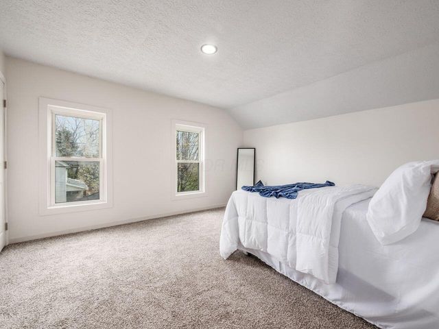 1889 S 4th Street, Columbus, OH 43207