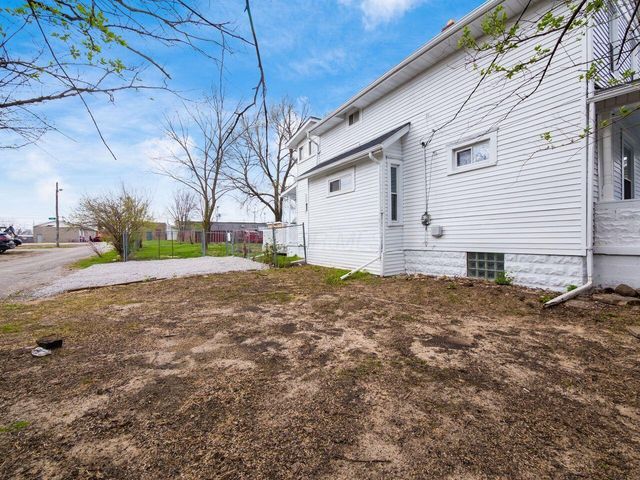 1889 S 4th Street, Columbus, OH 43207