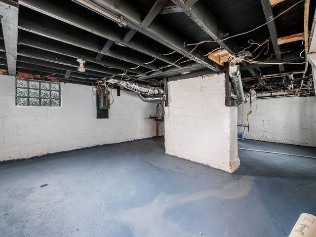 1889 S 4th Street, Columbus, OH 43207