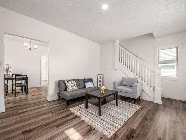 1889 S 4th Street, Columbus, OH 43207