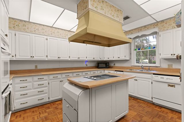 109 King Cotton Road, Brunswick, GA 31525