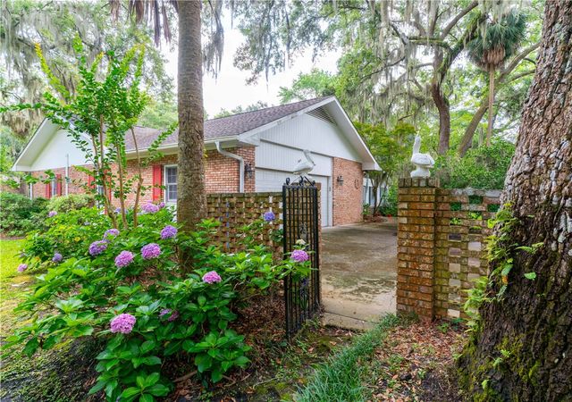 109 King Cotton Road, Brunswick, GA 31525