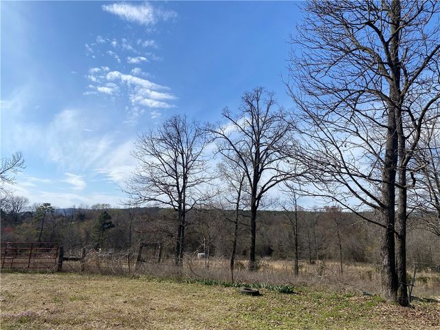 3447 3201, Clarksville, AR 72830