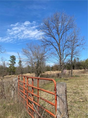 3447 3201, Clarksville, AR 72830