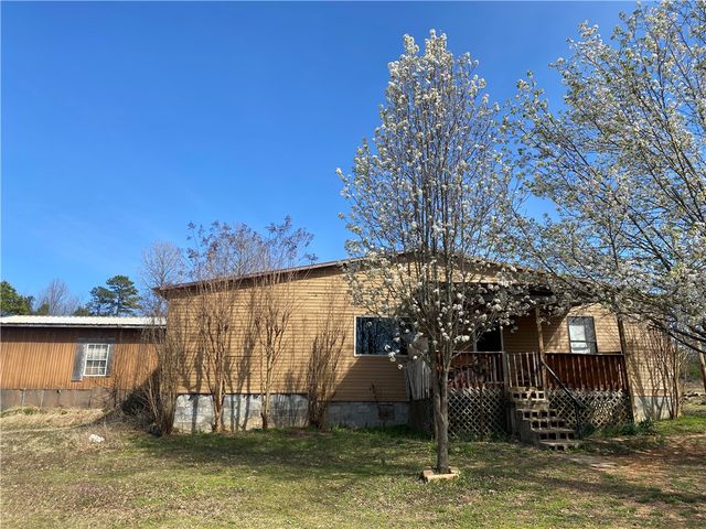 3447 3201, Clarksville, AR 72830