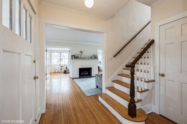 322 N Monroe Street, Hinsdale, IL 60521