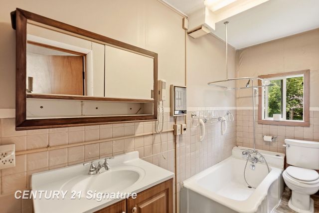 408 W Capitol Street, Zilwaukee, MI 48604