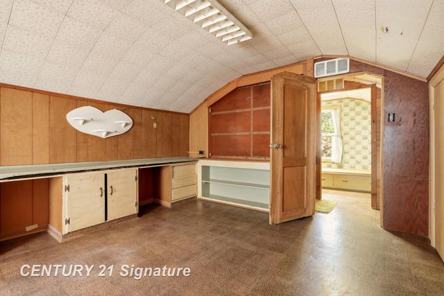 408 W Capitol Street, Zilwaukee, MI 48604
