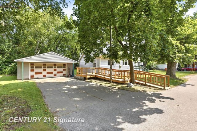 408 W Capitol Street, Zilwaukee, MI 48604