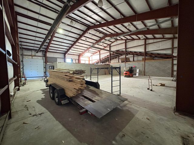 2203 E Mcnichols Road, Hamtramck, MI 48212