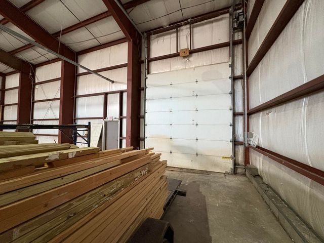 2203 E Mcnichols Road, Hamtramck, MI 48212