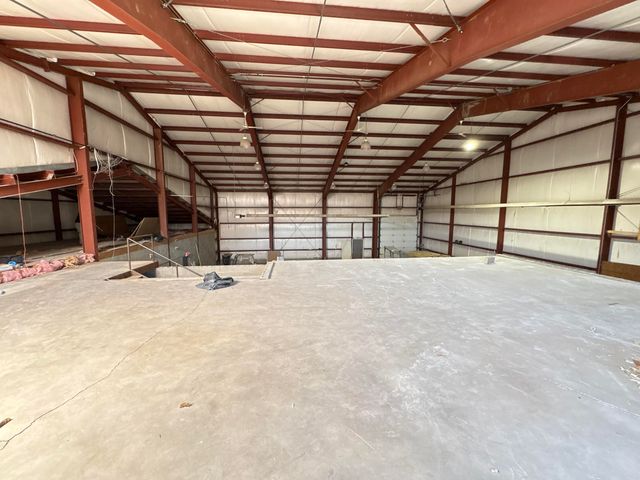2203 E Mcnichols Road, Hamtramck, MI 48212