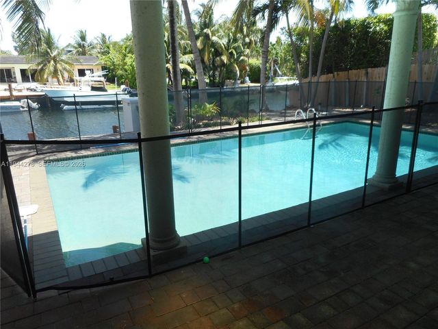 2325 Magnolia Dr 0, North Miami, FL 33181