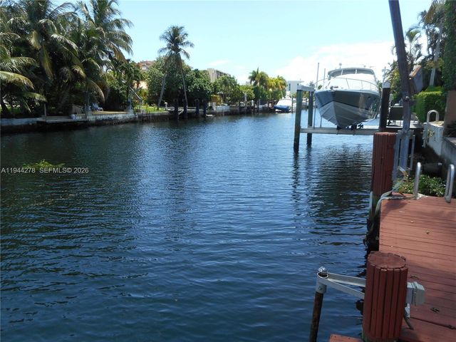 2325 Magnolia Dr 0, North Miami, FL 33181