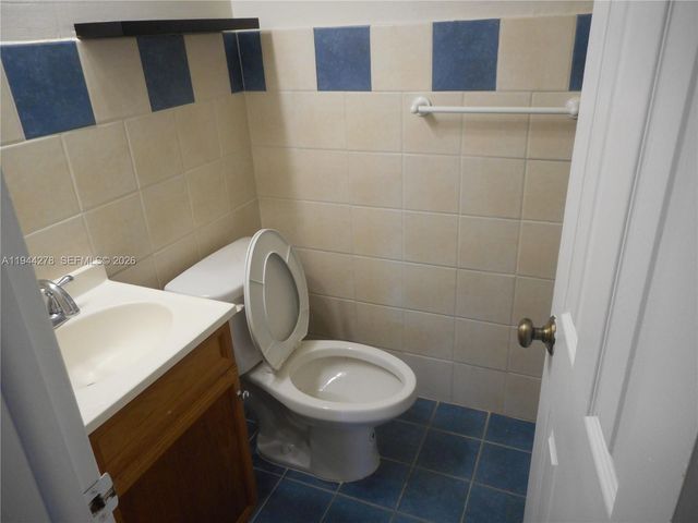 2325 Magnolia Dr 0, North Miami, FL 33181